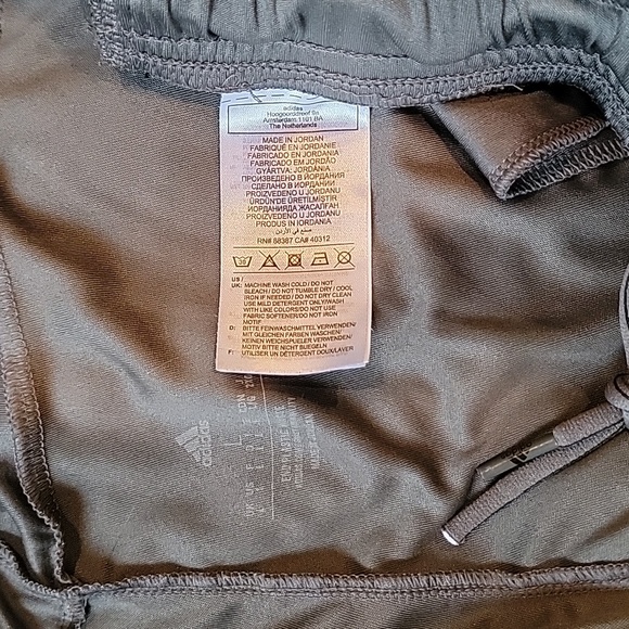 Mens Adidas Shorts - Picture 3 of 3